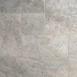 SILVER — natūralus akmuo